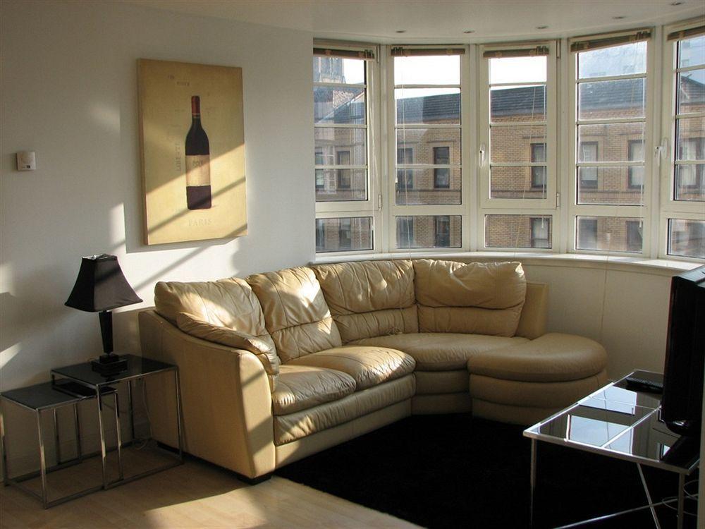 Glasgow Central Clock Tower Boutique Suites And Bistro Экстерьер фото